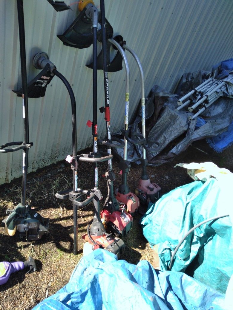 Weed Eaters, 28, Complete Machines. Repair Or Sell Parts