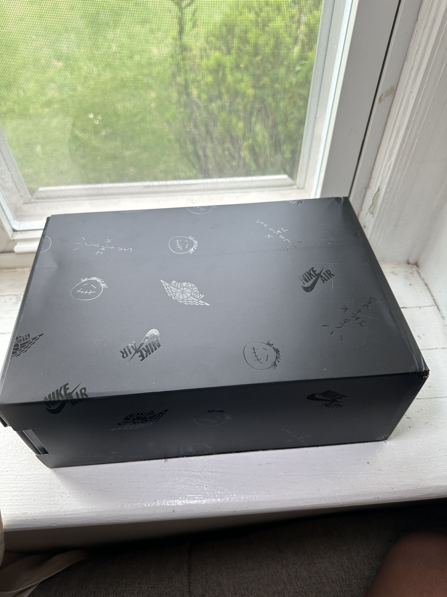 Brand New Travis Scott x Air Jordan 1 Low OG Phantom Black Size 9 Men 100% Authentic.