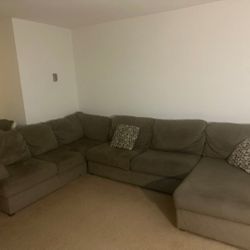 Sectional Couch 