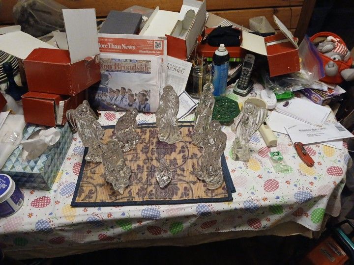 CRYSTAL Lennox MANGER SET