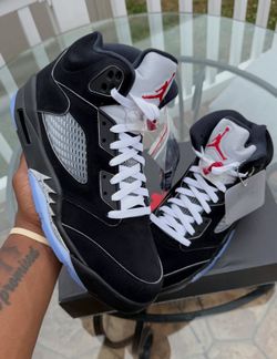 Jordan 5’s Metallic
