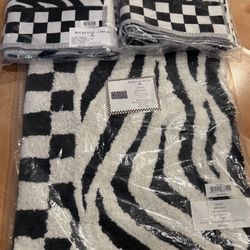 New Mackenzie Childs Bath Mat & 2 Hand Towels Set Please Read Post Before Messaging 