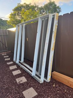 (1) Sliding Door