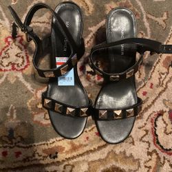 Marc Fisher Black Heels Size 8.5