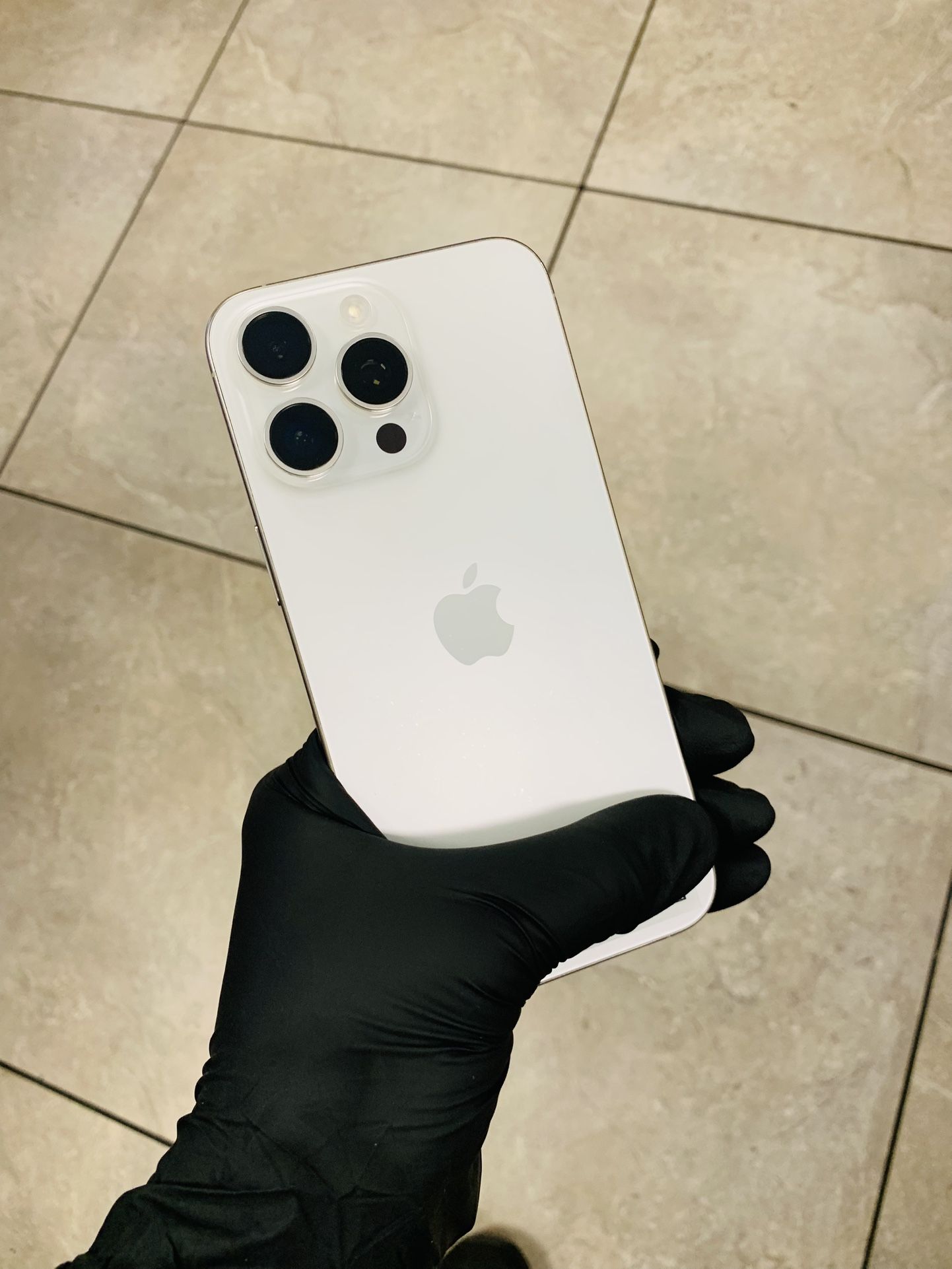 iPhone 15 Pro Max Spectrum