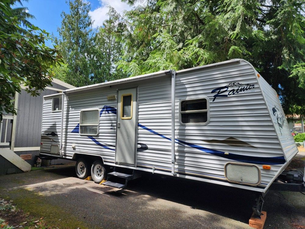 2008 Dutchman Rainier 27sc