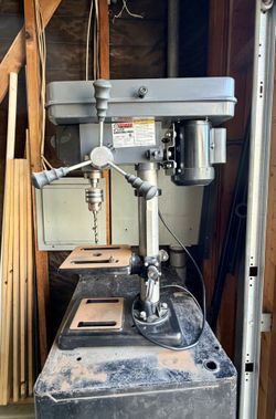 Central Machinery 10”, 12 Speed BENCH DRILL PRESS $125 OBO