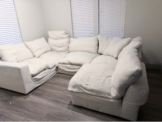 Boneless Cloud Couch
