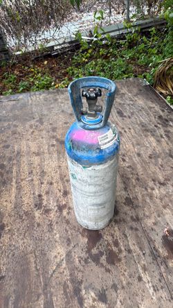 Co2 tank