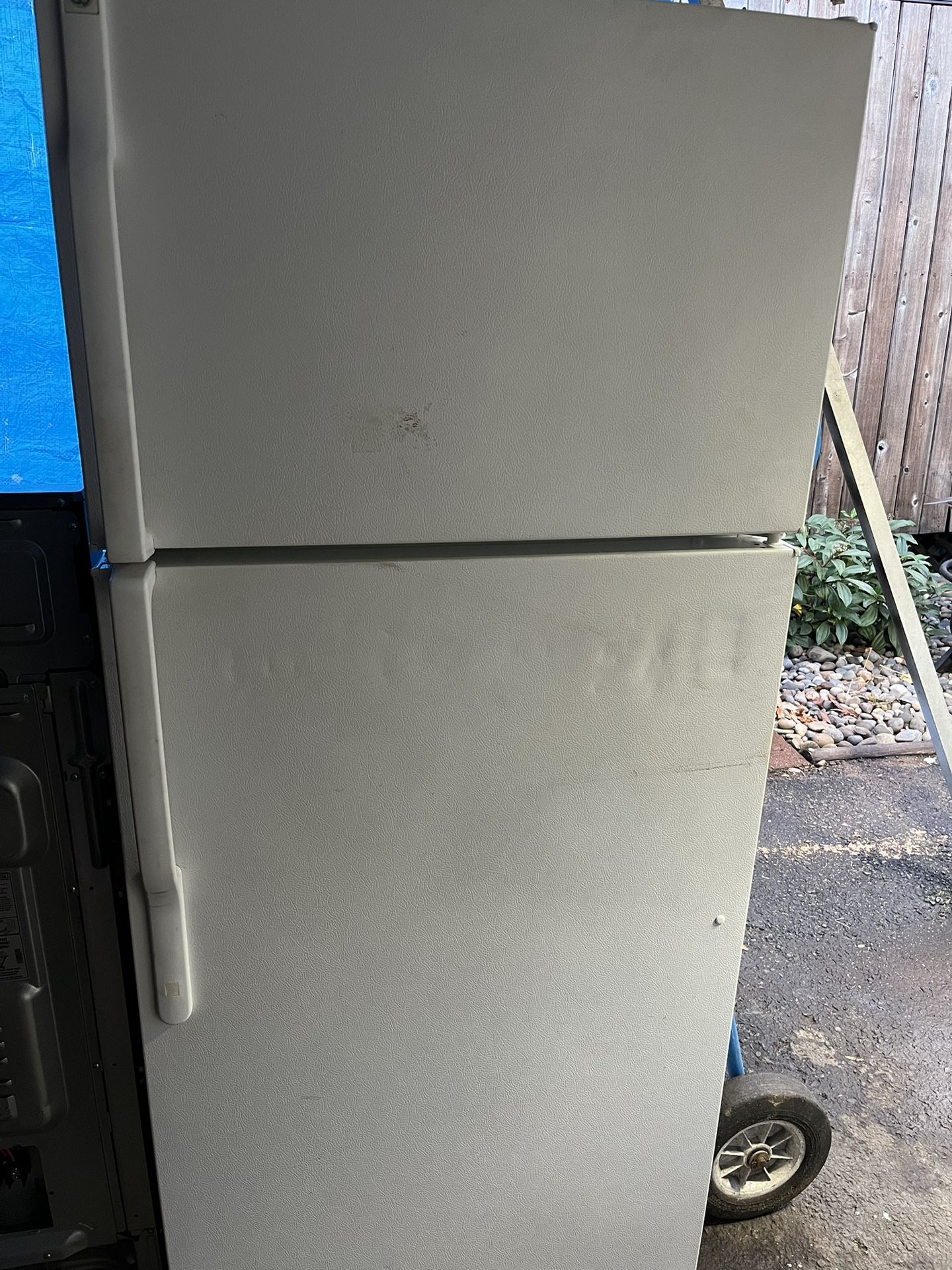 Refrigerator