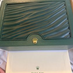 Rolex 40mm Oyster Perpetual Submariner Watch