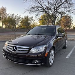Mercedes-Benz 2011 C300