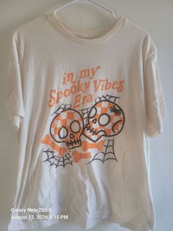 Women's Halloween t shirt size xl