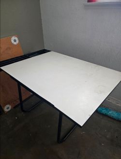Architect/ Art desk