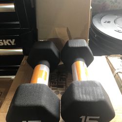 New Pair Of 15lb Dumbbells