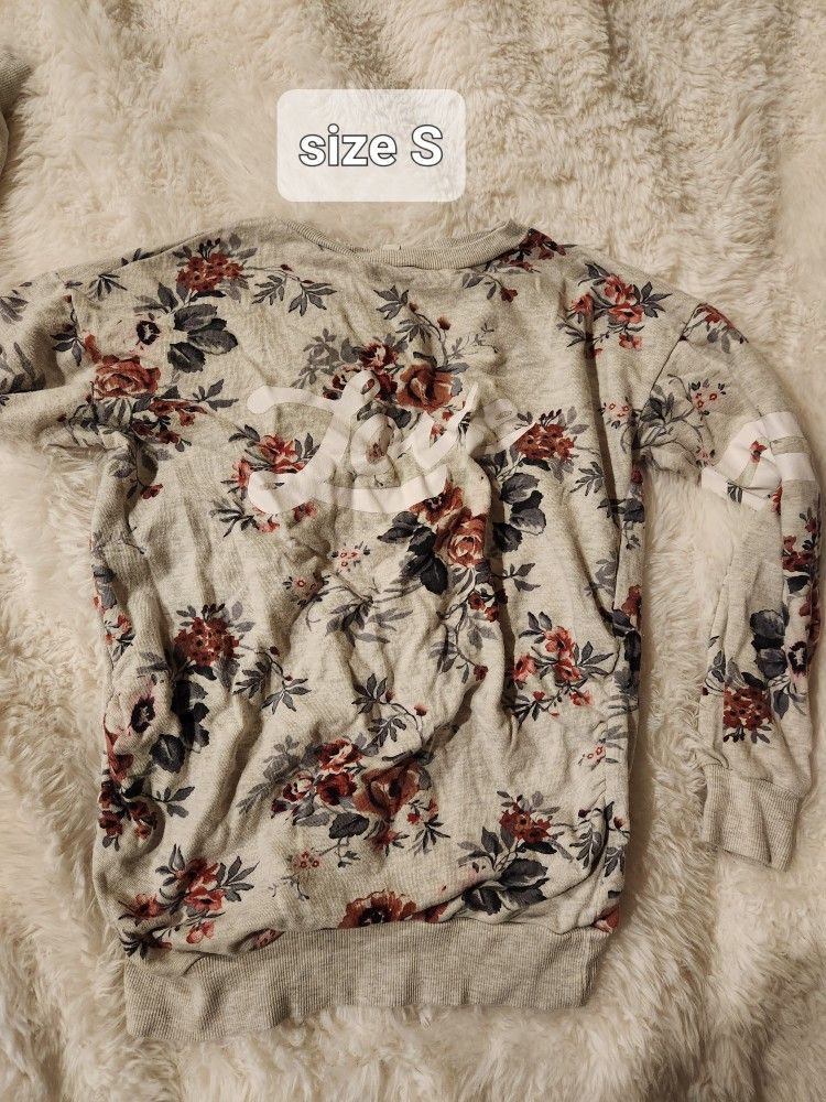 Floral Sweatshirt