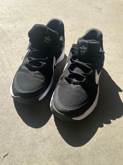 Nike shoes youth