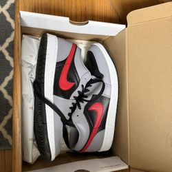 Women’s Air Jordan 1 Low Size 8.5