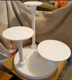 Cake stand