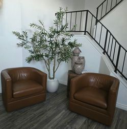 Accent Chairs