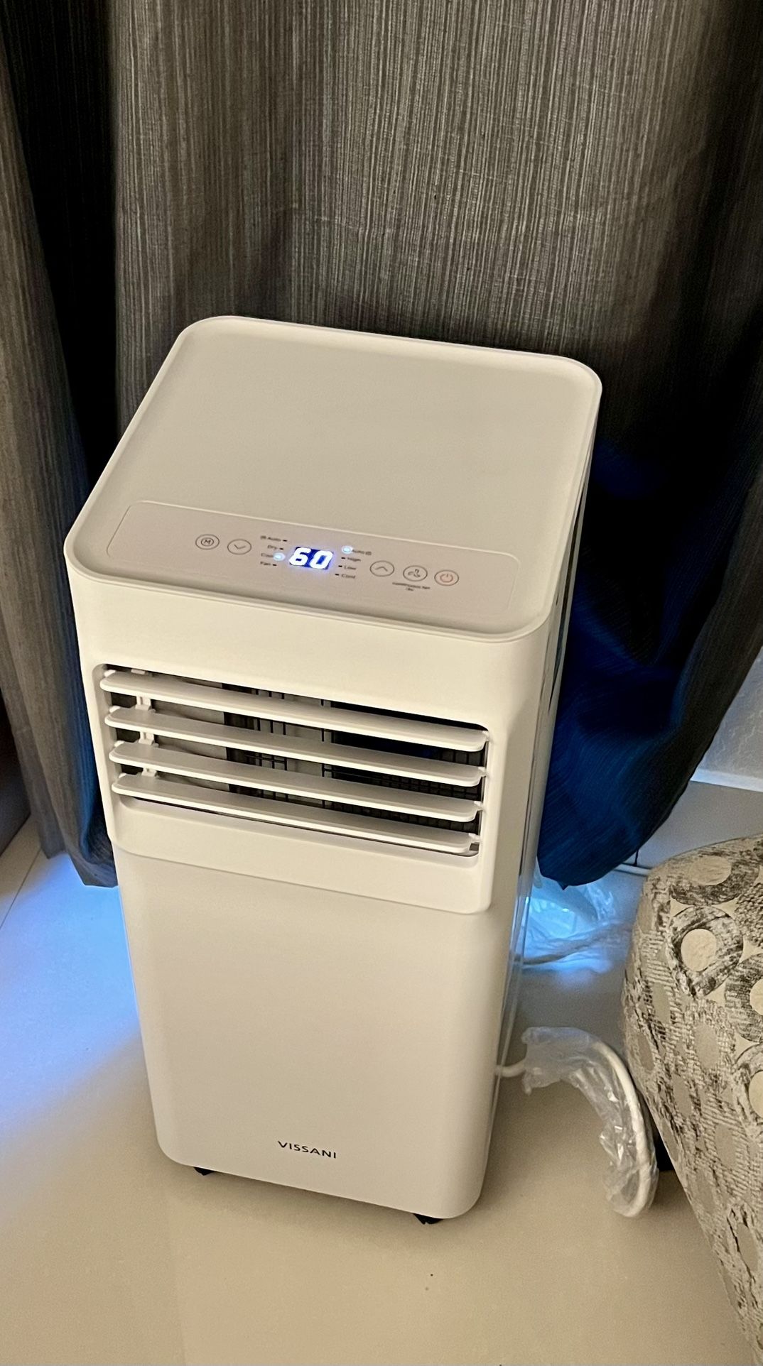 Vissani 5,000 BTU Portable Air Conditioner – $285