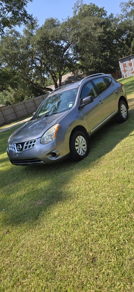 2015 Nissan Rogue Select