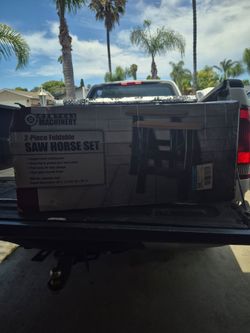 Saw horse set
