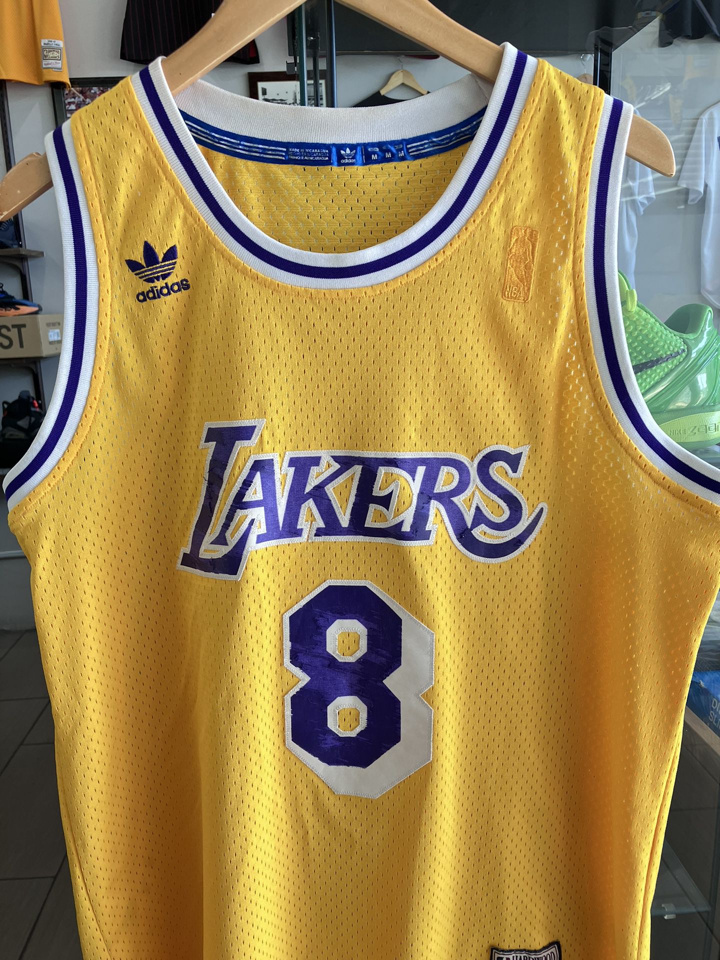 Adidas Lakers Kobe Bryant 8 Hardwood Classics Size Small for Sale in  Tustin, CA - OfferUp