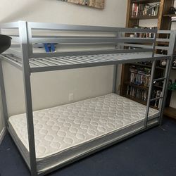 Twin Bunk Beds With Mattress