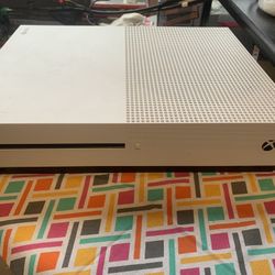 XBOX One S 500GB