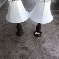 2 LAMPS 