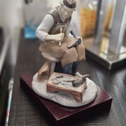 Bing & Grondahl B&G 2228 'Cobbler' Porcelain Figurine