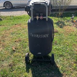 Air Compresor Wery Good 100$