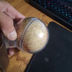 Mets Dream Team Ball Signed