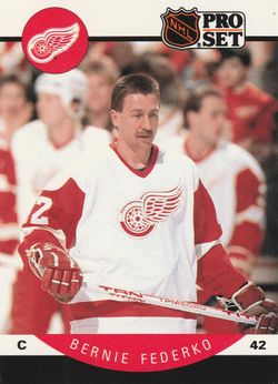 Hockey ProSet Series 1990-91 Cards for the Collector in Binder