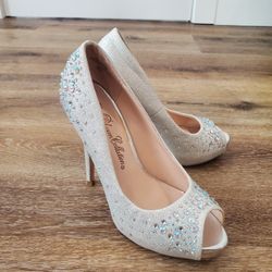 Wedding heels size 6M