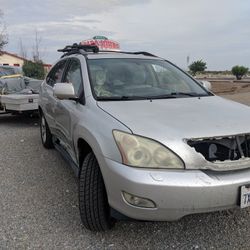 Fixable Parts Car, 2004 Lexus Rx330