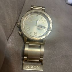 nixon 51-30 gold used watches mens 