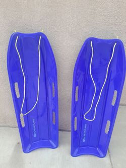 Snow sleds