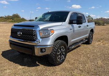 2014 Toyota Tundra CrewMax