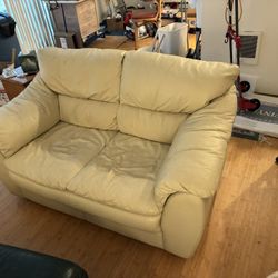 Leather Love Seat 