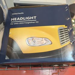 M2 Freightliner Box Truck Headlight