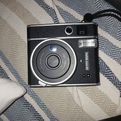 Fujimax Instapix Camera