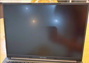 ASUS VivoBook 16 F1605VA-WS74 – Intel i7, 16GB RAM, 475GB SSD - Color: Black – Excellent Condition