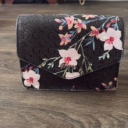 Guess purse