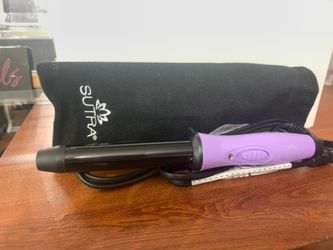 Travel size curly iron