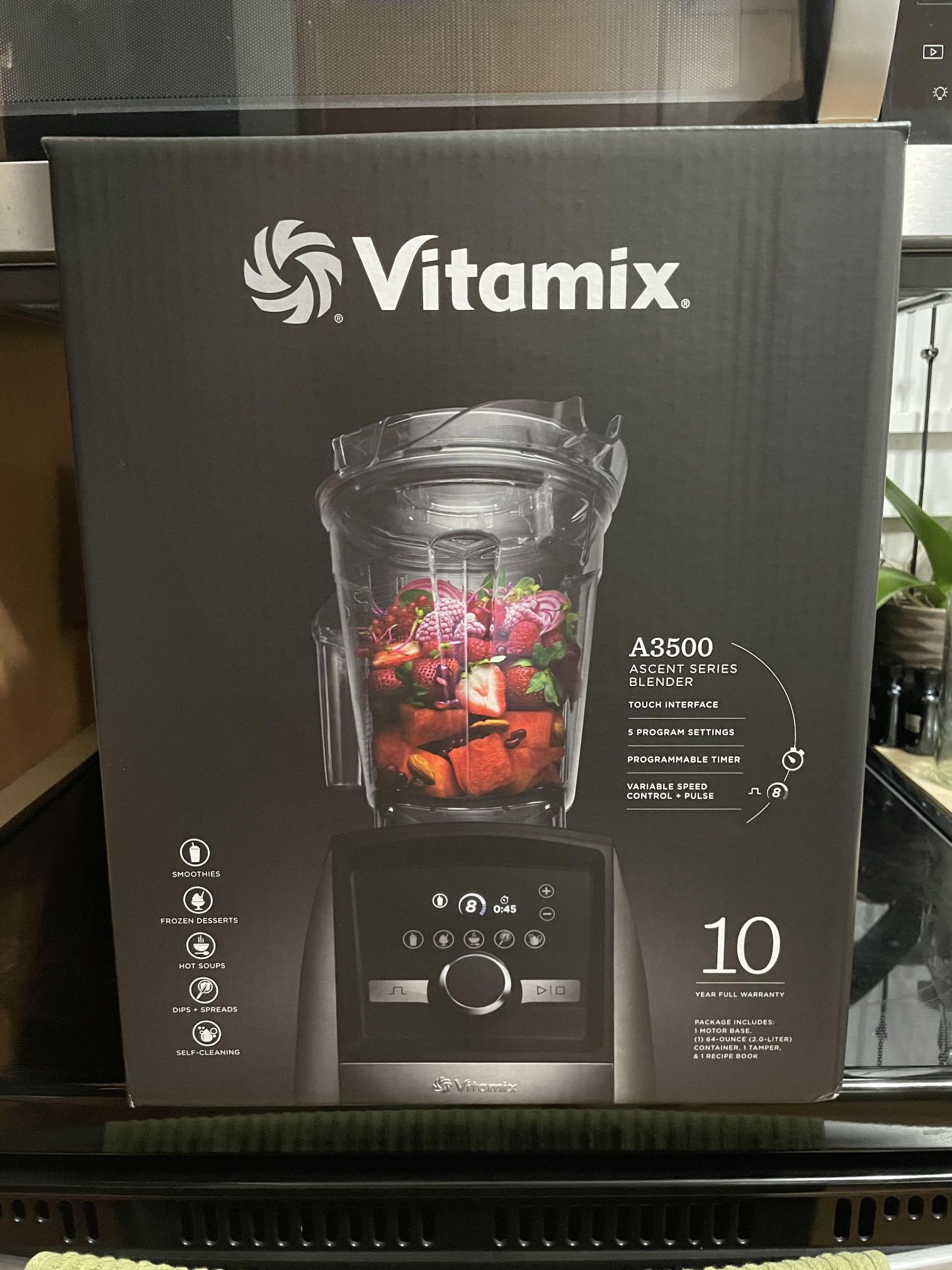 Vitamix A3500 Ascent Series Smart Blender, Professional-Grade, 64 oz. Low-Profile Container, Graphite