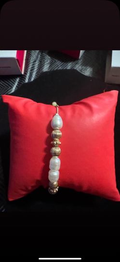 Pearly Delight Pull Cord Bracelet 