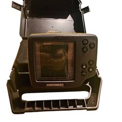 HUMMINGBIRD WIDE PORTABLE (NEEDS NEW BATTERYS) 