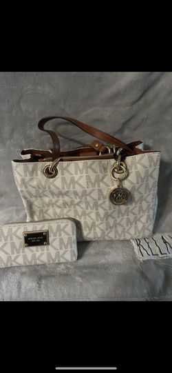 Beautiful White & Brown Michael Kors Purse
